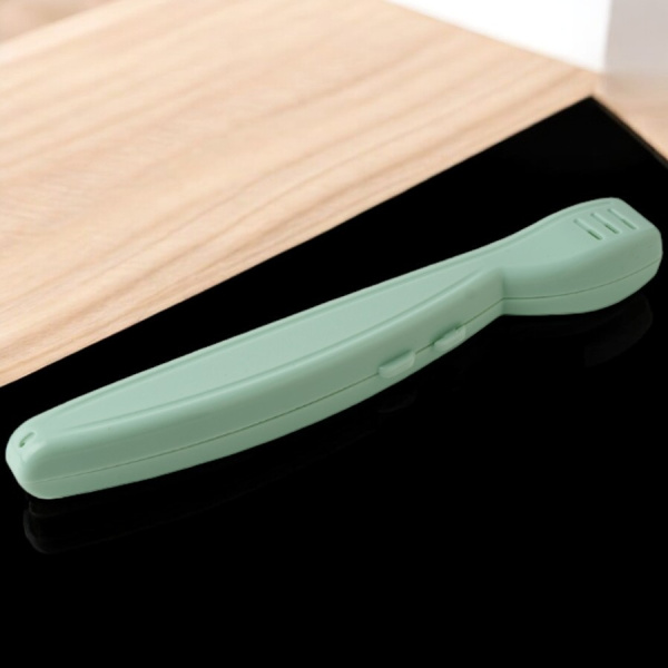 Футляр для зубной щетки 20х2.5х2см. 